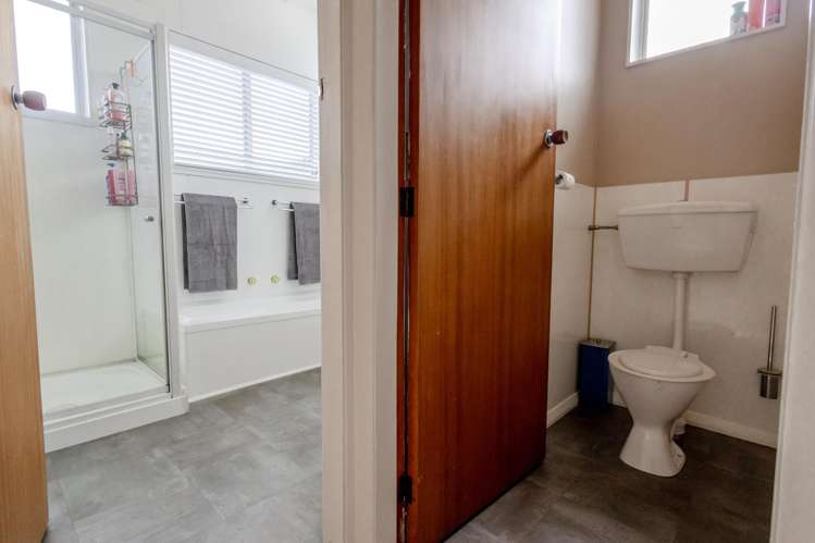 79 Livingstone Street Hokitika_16