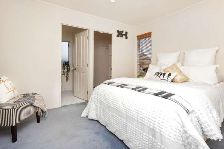 14 Albizia Avenue Henderson_9