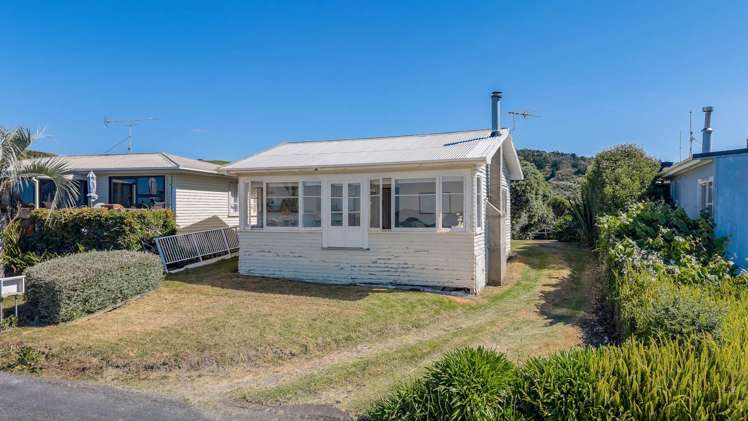 10 Coney Lane Maraetai_13