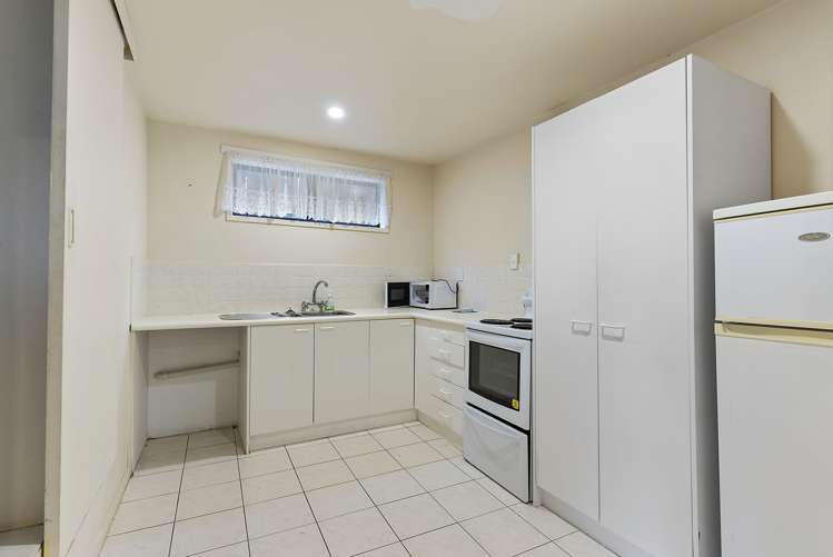 17 Tui Vale Road Cockle Bay_28