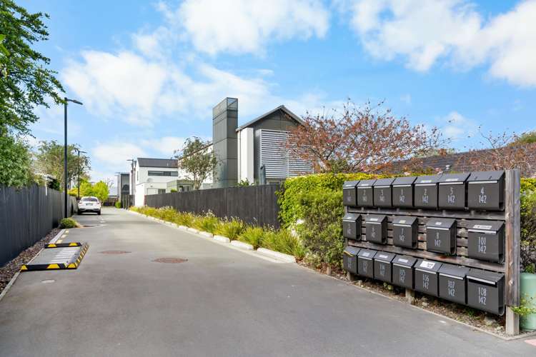 1/142 Leinster Road_3