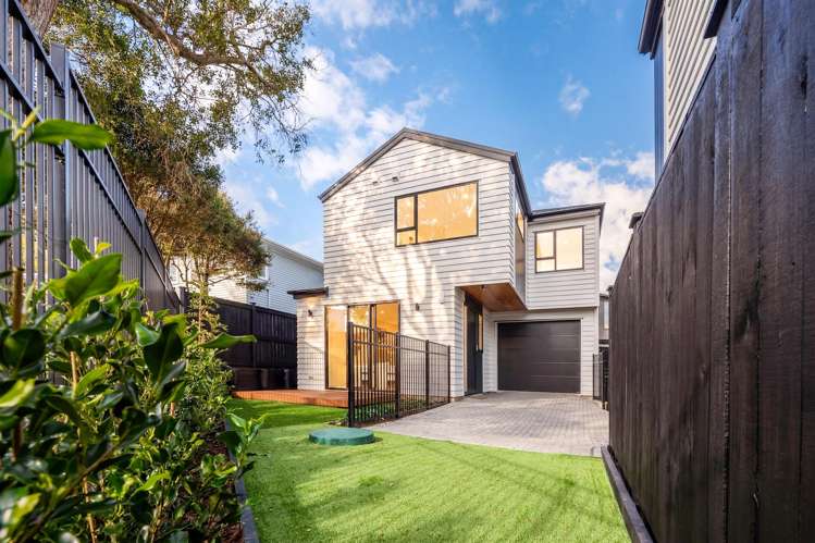 12C Gordon Avenue_1