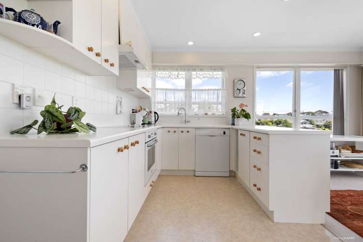 1/8 Geraldine Place Kohimarama_7