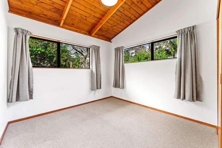 16 Dobell Road Stanmore Bay_11
