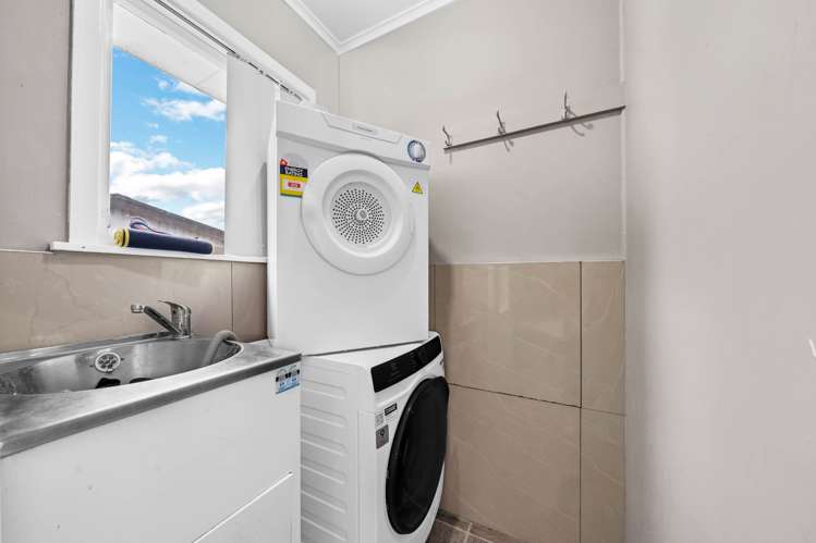 3 & 5 McDivitt Street Manurewa_14
