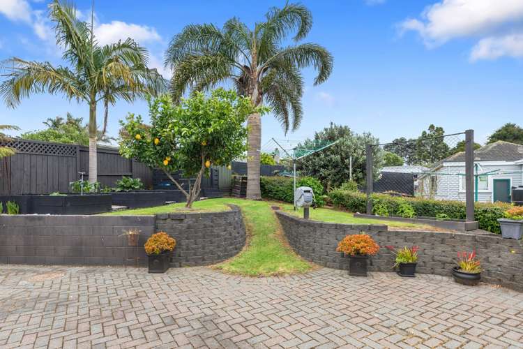 1 Tamahika Street Hairini_13