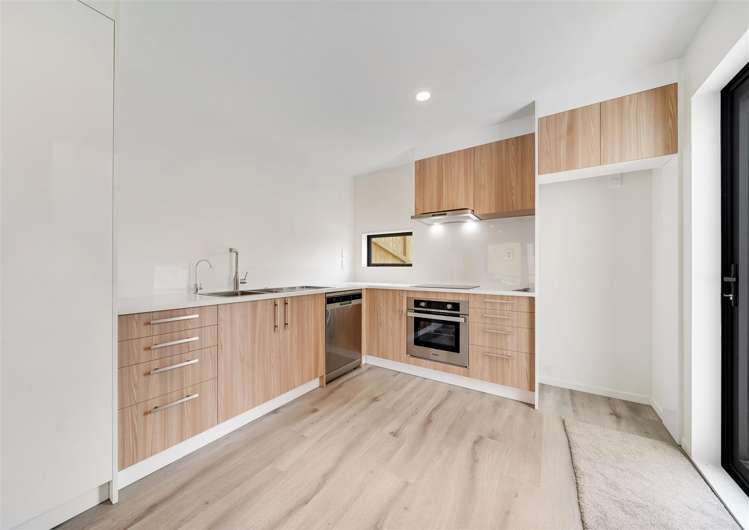 5/2 Wood Street Papakura_3