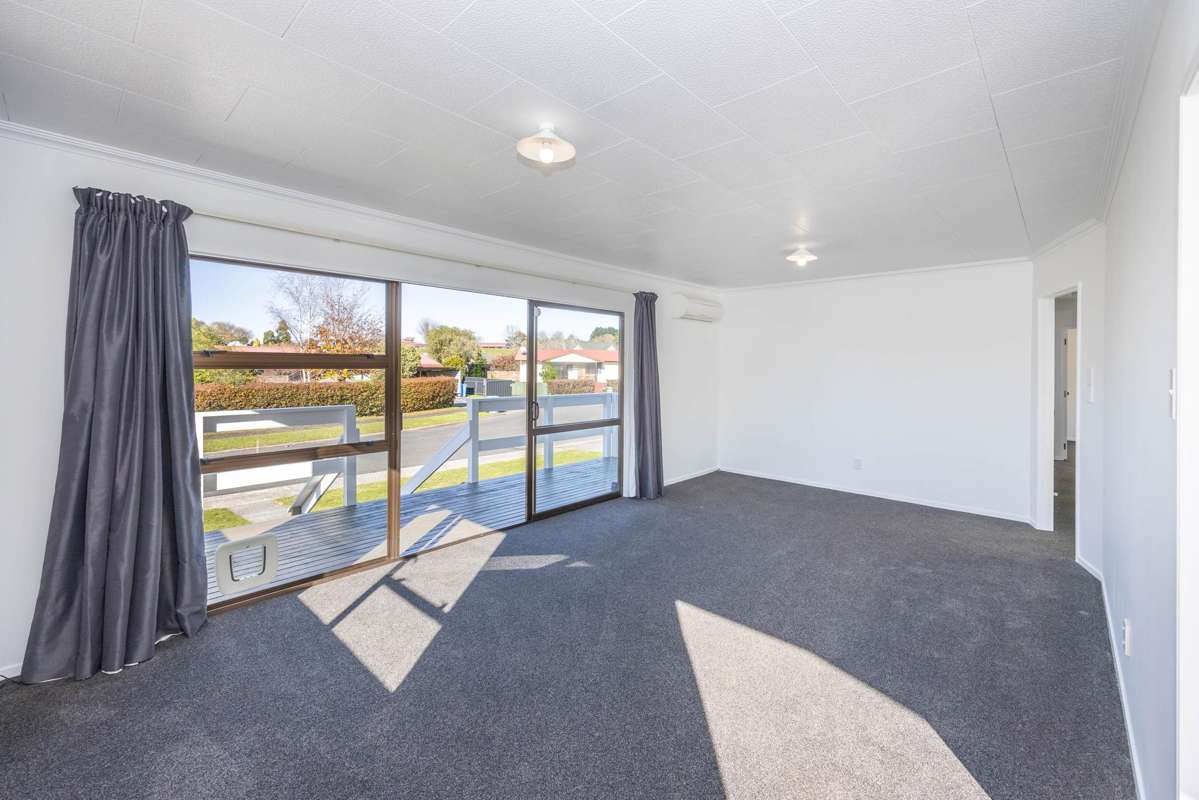 124 Caxton Place_2