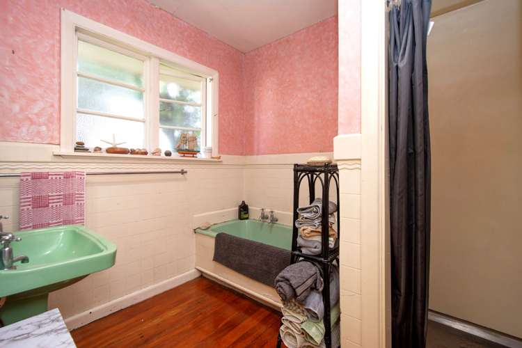 1/14 Downing Street Hoon Hay_8