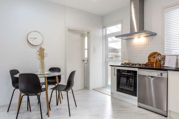 43 Wairau Avenue Avondale_7