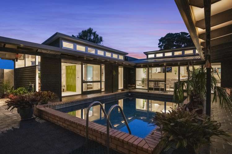 54 Tainui Road Titirangi_24