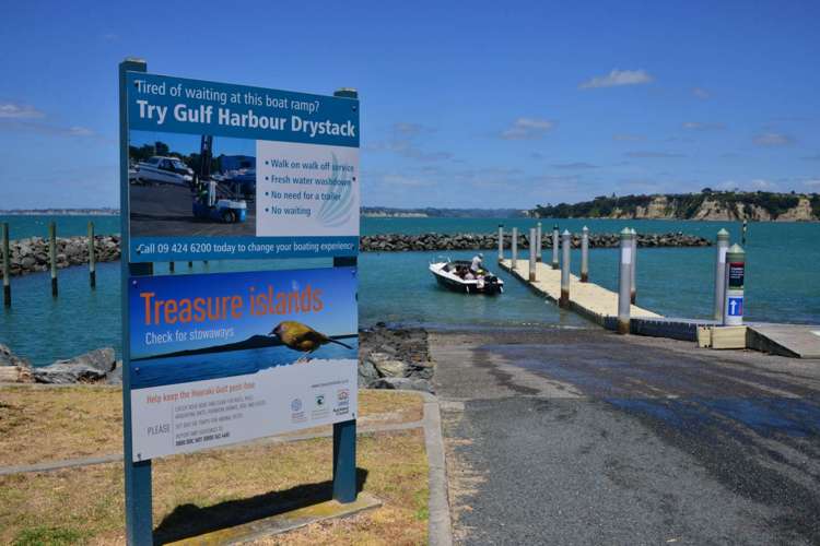 9/340 Gulf Harbour Drive Gulf Harbour_16