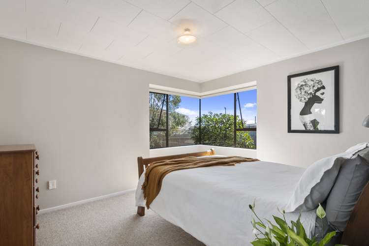 1 Laura Lane Brightwater_8