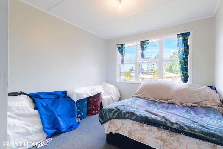 5 Manston Road Mangere_11