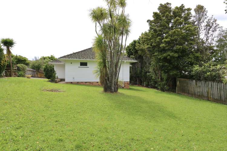 55A Tirimoana Road Te Atatu South_19