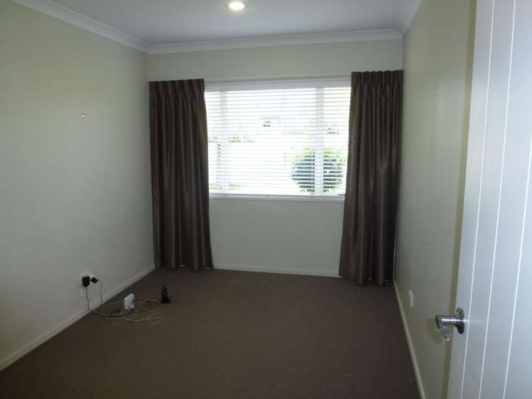 8a Holmwood Park Drive Morrinsville_12