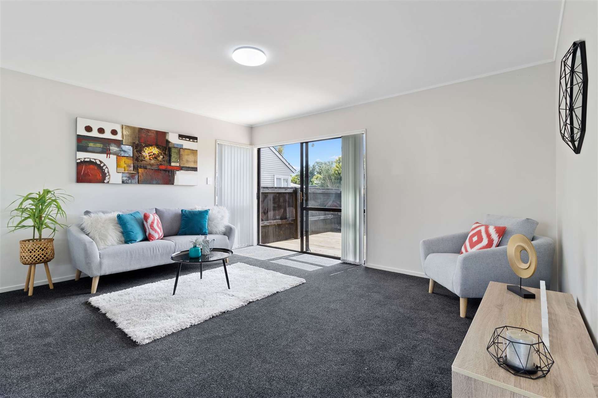 2/13 John Street Mangere East_0