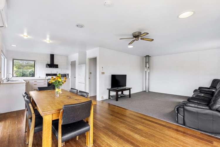 2/90 Browns Bay Road Rothesay Bay_11