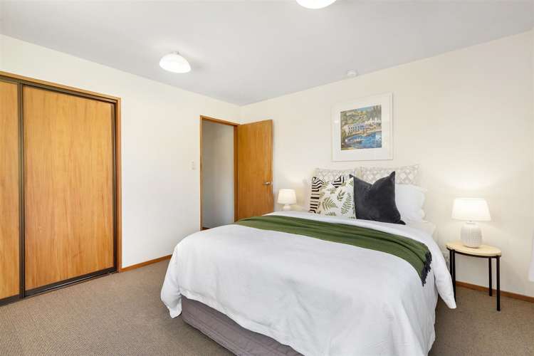 5 Avalon Crescent Fernhill/Sunshine Bay_14