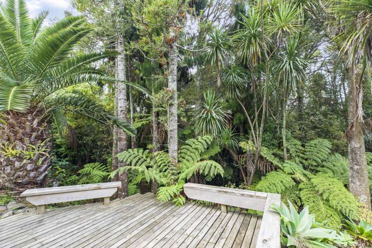 227 Godley Road Titirangi_13