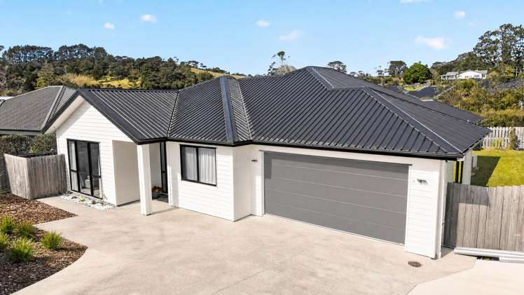 83 Muriwai Road Waimauku_22