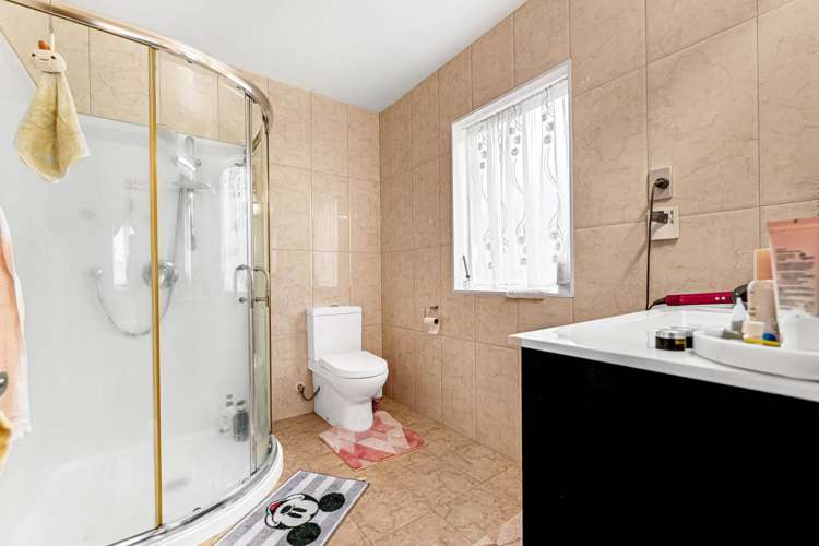 2 Creeve Place Flat Bush_14