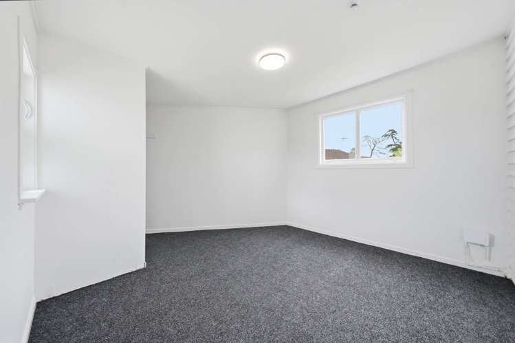 5 Manston Road Mangere_40