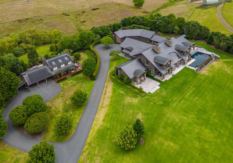 42 Porterfield Road Whitford_46