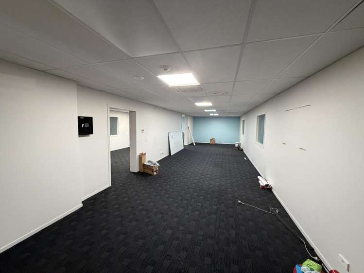 9 Crum Avenue New Lynn_12