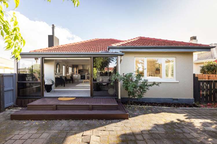 16a Emmett Street Greerton_33