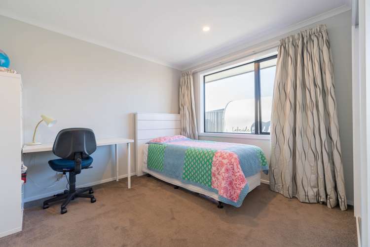 8 Hidden Lakes Avenue Te Anau_15