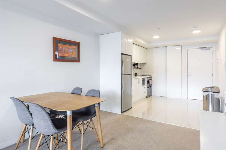 1004/168 Hobson Street Auckland Central_12