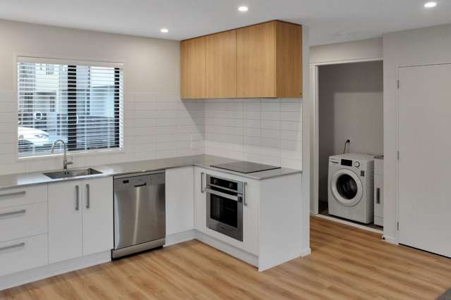 1/306 Worcester Street 1419_1