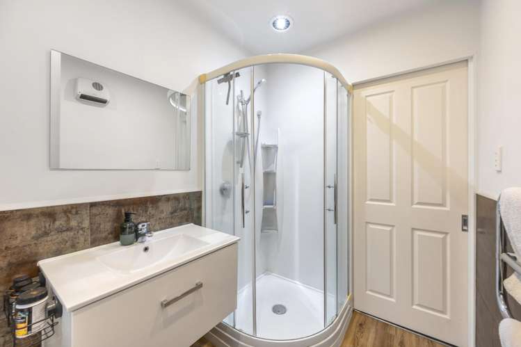 281 Avonhead Road Avonhead_8
