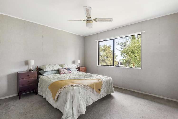 2/18 Altair Place Windsor Park_15