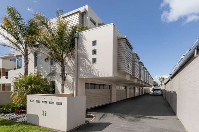 4/35 Victoria Road Mount Maunganui_1