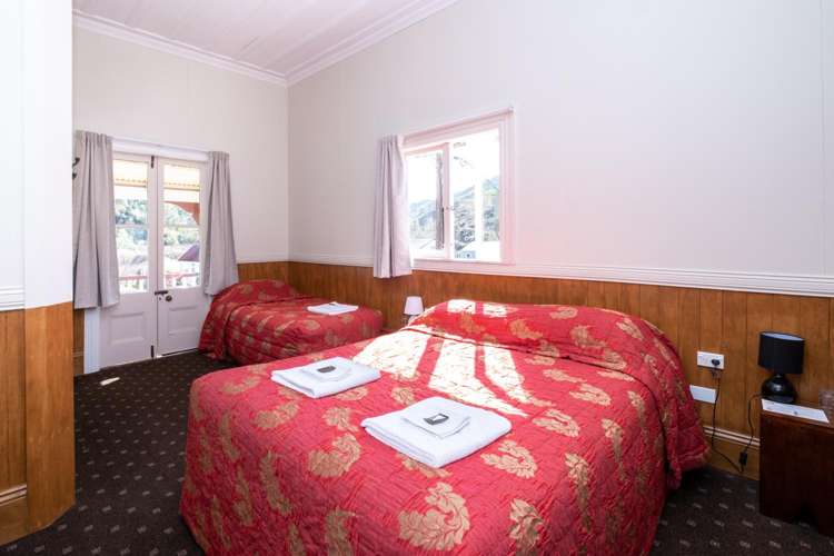 6018 Ohura Road Whangamomona_5