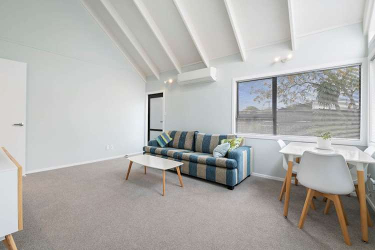 2/25 Hatton Road Orewa_5