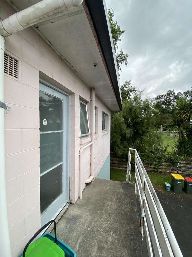 2/22 Hardley Street 10463_1