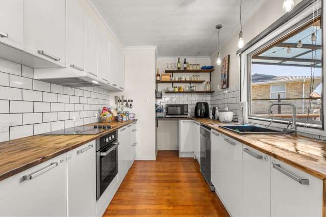 15 Matthews Crescent Melville_1