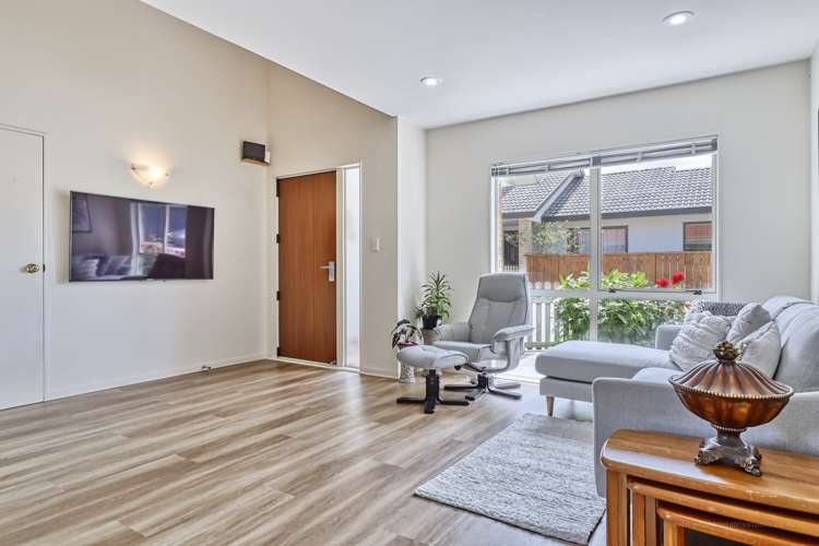 4/8 Harkin Close Albany_17