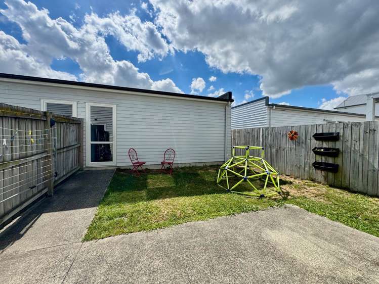 39 Hollowout Street Takanini_10