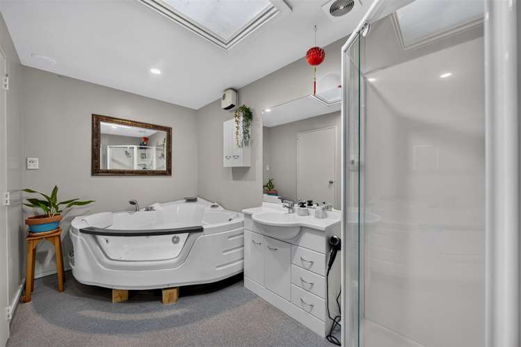 2B Desi Place Hillsborough_15