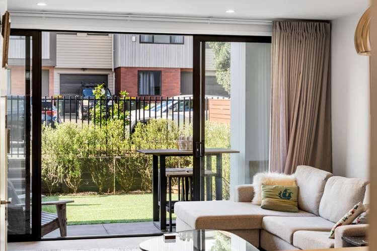 25 Gateway Avenue Beachlands_16