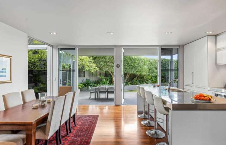20 The Ritz Orewa_6