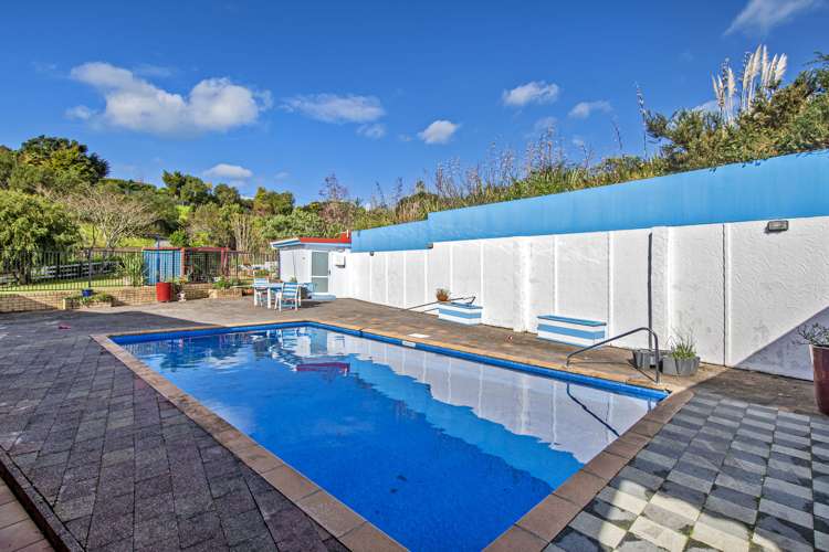 16 Toetoe Road Otaika_26