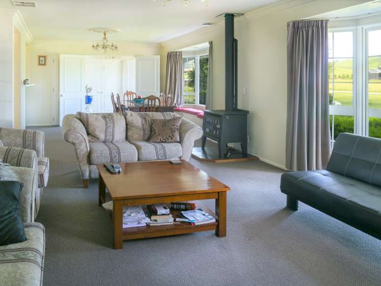 656 Tukairangi Road Kinloch_6