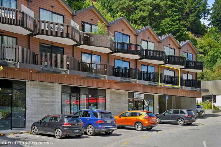 21B/135 Hallenstein Street Queenstown_7