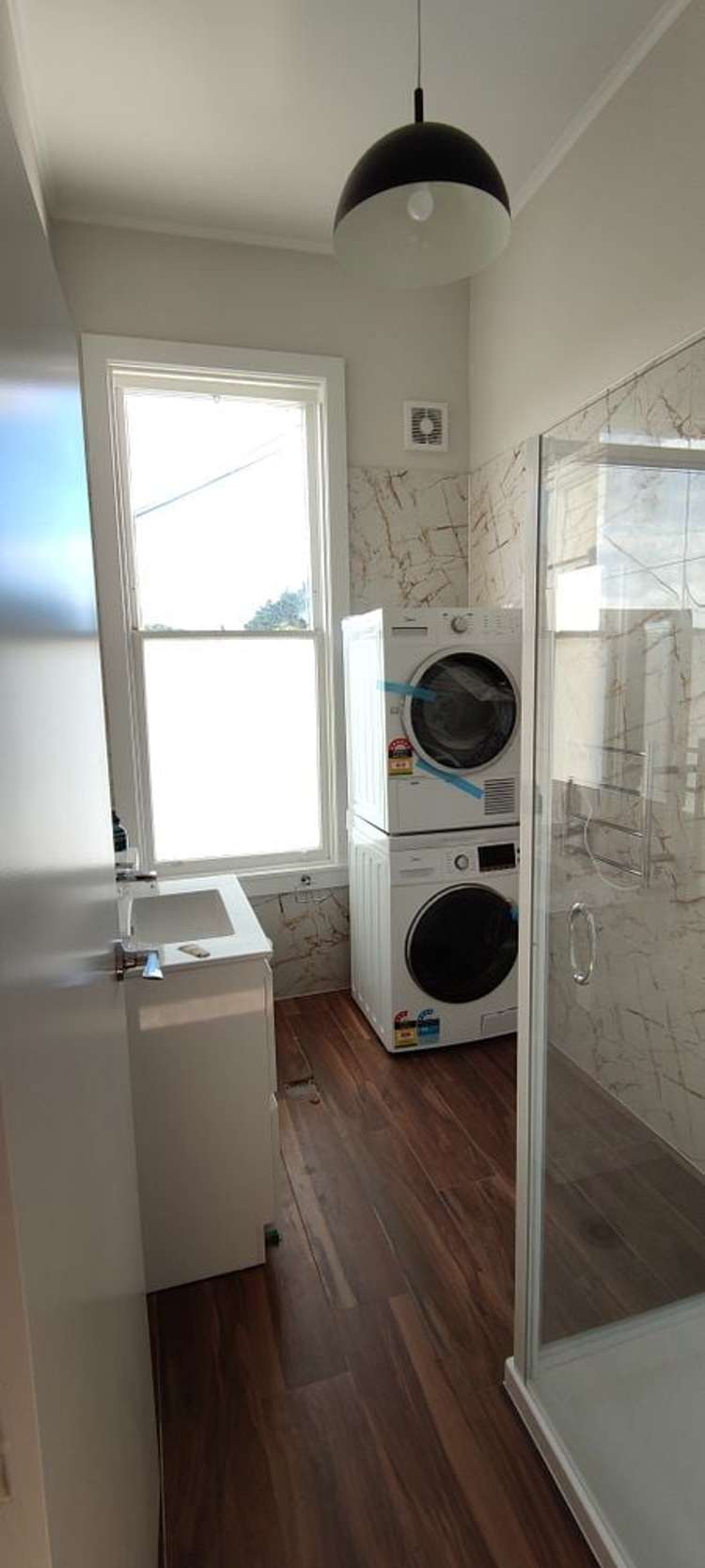 2/124 Constable Street Newtown_2