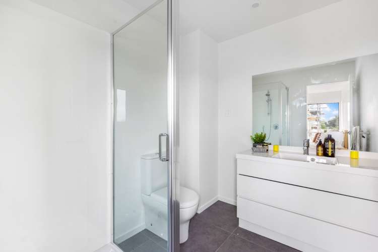 34 Ara Mara Hua Henderson_4